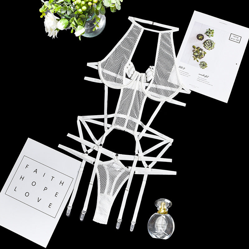 Ensemble Body - Porte-jarretelles en résille/ string assorti