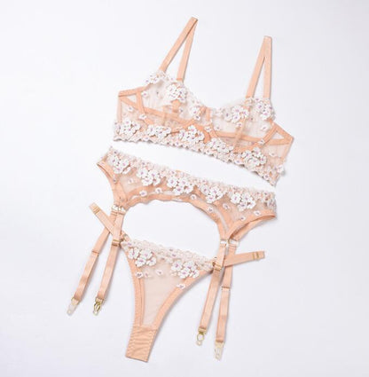 Ensemble 3 pièces en résille transparente - soutien-gorge, string, porte-jarretelle