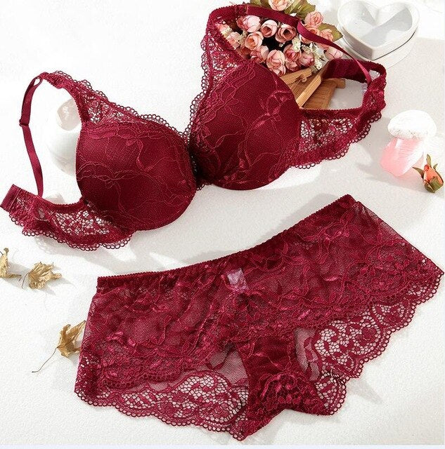 Lace bra and panty set