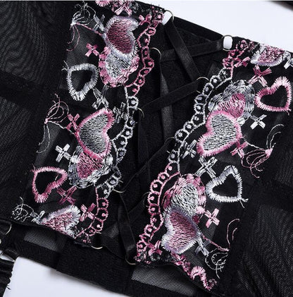 Ensemble 3 pièces en dentelle - soutien-gorge, porte-jarretelle et string assorti