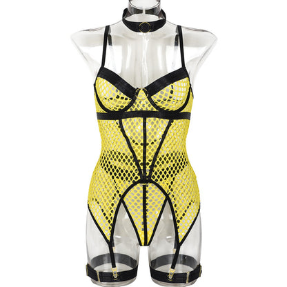 Ensemble 3 pièces en résille - body, string et jarretière