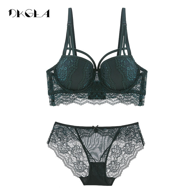 Lace push-up bra and panty set