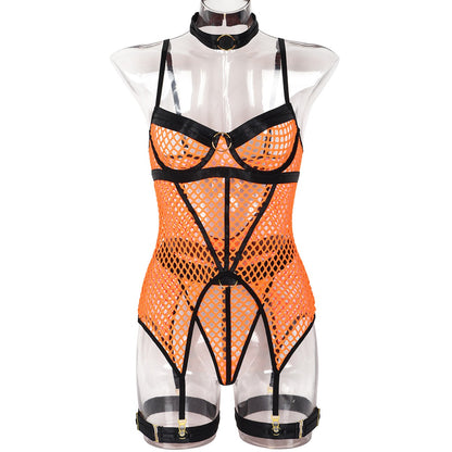 Ensemble 3 pièces en résille - body, string et jarretière