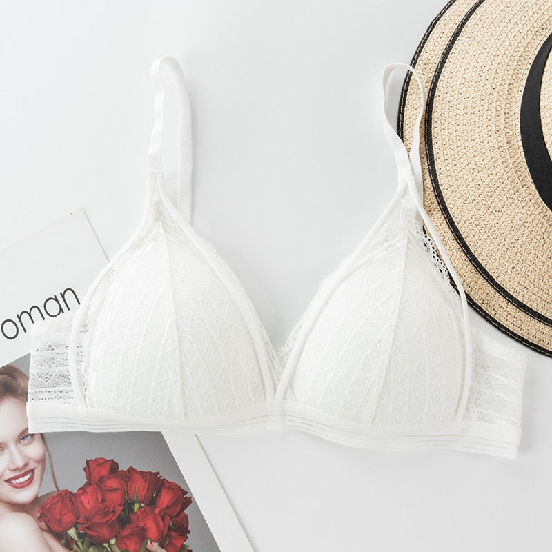 Soutien-gorge en dentelle graphique